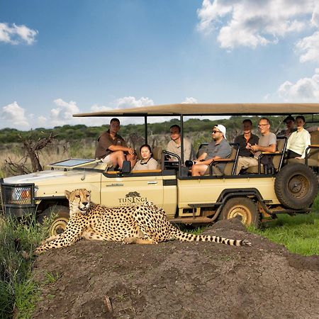 Tuningi Safari Lodge Madikwe Game Reserve Luaran gambar