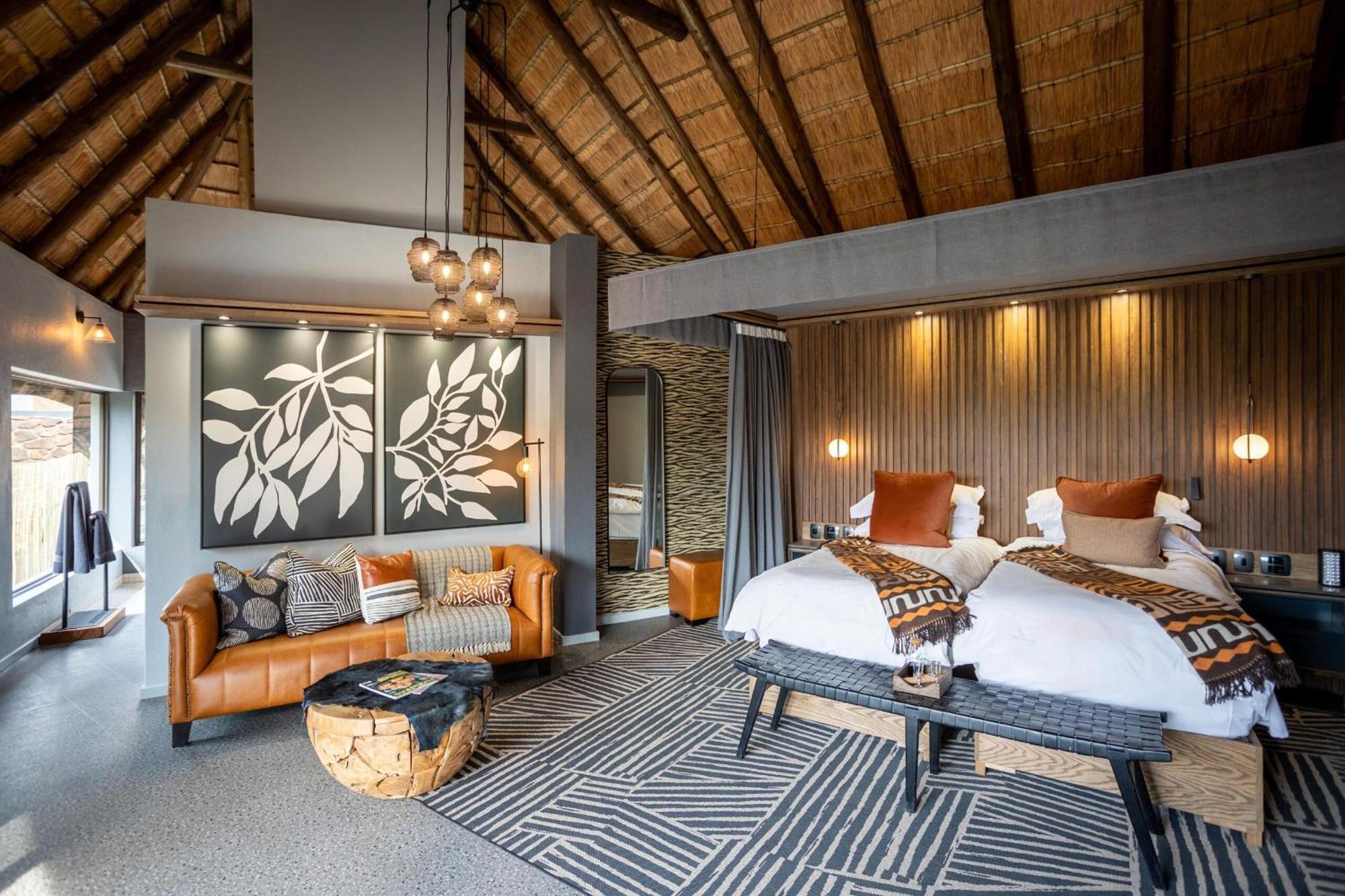 Tuningi Safari Lodge Madikwe Game Reserve Luaran gambar